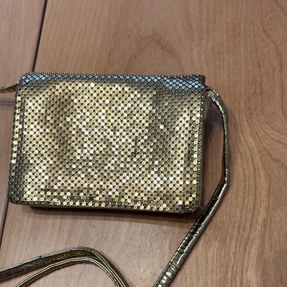 Vintage gold mesh Whiting & Davis small crossbody bag - Picture 2 of 9